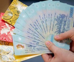 Kiếm tiền triệu lì xì ngày đầu đi làm