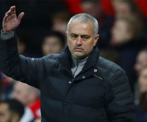 Mourinho kêu ca vì bị đối xử thiếu công bằng