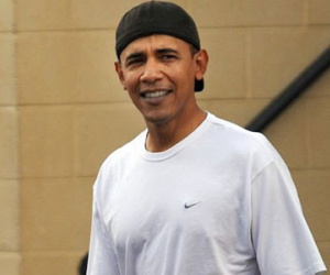 Obama mang dép xỏ ngón, đội mũ lưỡi trai ngược đi nghỉ