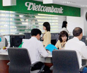 Vietcombank chính thức lên tiếng về việc không trả đủ lãi tiền gửi