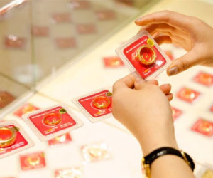 Giá vàng SJC giảm mạnh ngay trước ngày Thần Tài