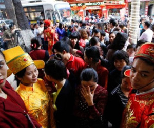 "Không có lệ mua vàng ngày vía Thần Tài mới được may mắn cả năm"