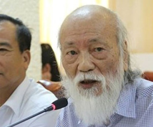"Bộ GD&ĐT thay đổi liên tục khiến học sinh hoang mang"