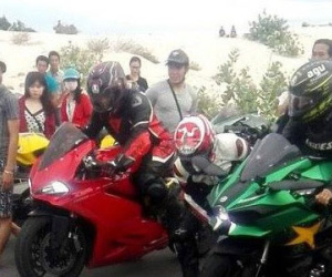 Đua môtô "khủng" trái phép gây tai nạn ở Bình Thuận