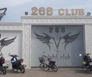 Hai nghi phạm đâm chết người trước cửa quán bar bị tạm giữ