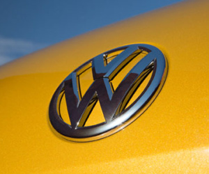 Volkswagen vượt Toyota bán chạy nhất thế giới 2016