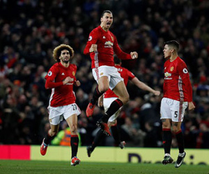 Theo chân Ibrahimovic, MU sẽ có tất cả