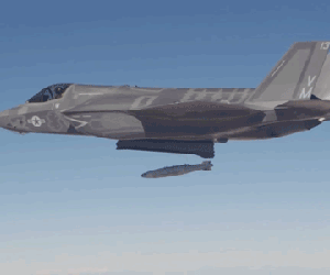 Tiêm kích tàng hình F-35 Mỹ sẵn sàng không kích IS