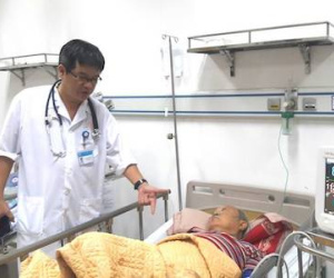 Bệnh nhân đái tháo đường hối hả nhập viện sau Tết