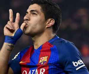 Nhận hai thẻ đỏ, Barca vẫn vào chung kết Cup Nhà vua
