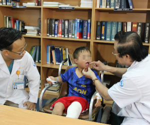 Nhiều trẻ biến dạng mặt do chấn thương dịp Tết