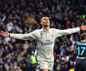 Ronaldo ra tay nghĩa hiệp, cứu nguy cho 80 chú chó