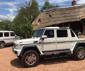 Mercedes-Maybach Landaulet G650 bất ngờ xuất hiện