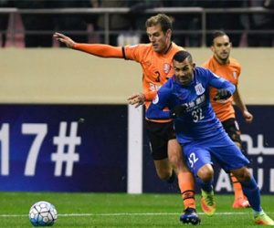 Tevez khởi đầu như ác mộng tại Trung Quốc