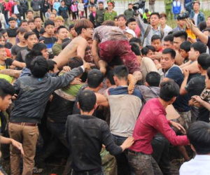 Trai làng băng ruộng, đè lên nhau cướp phết Hiền Quan