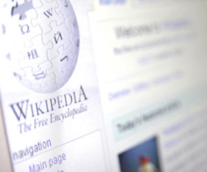 Wikipedia cấm dẫn nguồn từ tờ Daily Mail