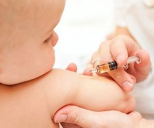 Bé trai tử vong sau một ngày tiêm vắc xin