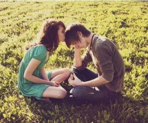 Con đường nào cho tình yêu của tôi với cô nàng hơn 2 tuổi
