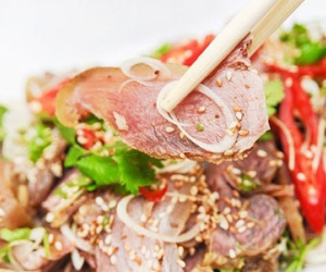 Người bị bệnh gan nên kiêng ăn gì?