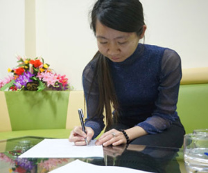 Nữ giáo viên đánh bầm tím bé 27 tháng tuổi "do bé quấy khóc"