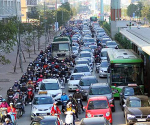 Thu phí, miễn phí: 2 từ khóa xóa ngay tắc đường