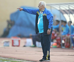 Đại chiến hai HLV ngoại ở V-League 2017