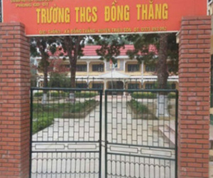 Hai hiệu trưởng bị kỷ luật vì cho học sinh nghỉ học sau Tết