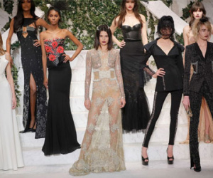 Kendall Jenner mặc váy xuyên thấu trên sàn diễn New York