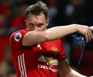 Man Utd mất trung vệ trụ cột trong trận đấu với Watford