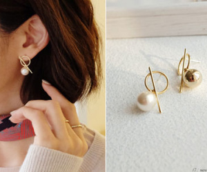 5 kiểu khuyên tai "nhỏ nhưng có võ" để bạn nhấn nhá hoàn hảo cho mọi set đồ