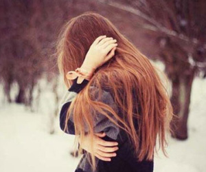 Mẹ chồng sáng sáng chặn cửa, "soi" quần áo con dâu