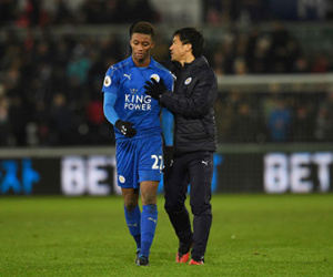 Nhà vô địch Premier League Leicester nhận thêm 1 kỷ lục buồn