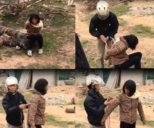 Thực hư video clip "người phụ nữ giả điên bắt cóc trẻ em"