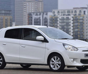 Xe Mitsubishi tại Việt Nam giảm giá