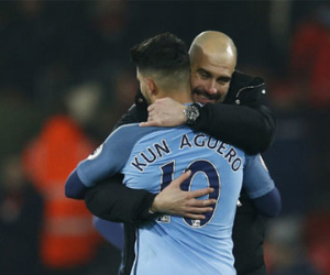 Man City vươn lên thứ hai, kém Chelsea tám điểm
