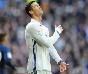 Ronaldo dính chấn thương ngay trước trận Champions League