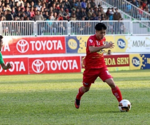 Công Phượng vẫn chưa có gì tiến bộ