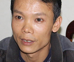 Kẻ trốn truy nã 11 năm lộ tẩy từ việc đỗ xe máy sai quy định