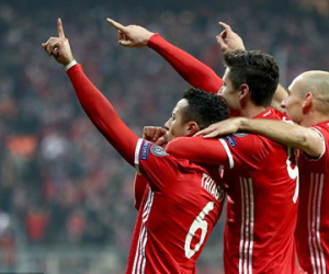 Bayern Munich 5-1 Arsenal: "Pháo thủ" bị vùi dập thê thảm, thua 5 bàn là còn may!
