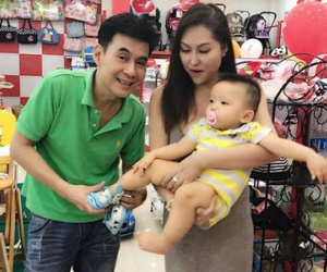 Hé lộ người đàn ông ở cạnh Phi Thanh Vân lúc "sóng gió" bủa vây