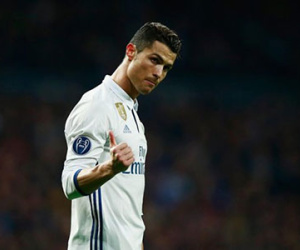 Ronaldo lập kỷ lục đáng nhớ và đáng quên