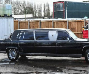 Limousine cũ của ông Trump được rao bán tại Anh