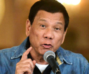 ​Tổng thống Philippines bị tố có hàng chục triệu USD bí mật