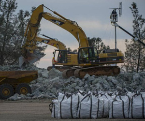Xem cách Mỹ "vá" đập cao nhất nước ở California