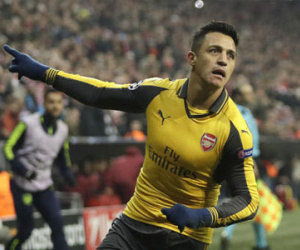 Cổ động viên diễu hành kêu gọi Alexis Sanchez rời Arsenal