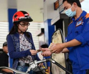 Hôm nay, giá xăng có thể tăng tối đa tới 900 đồng/lít?
