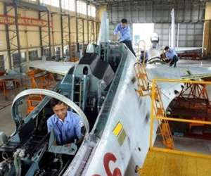 Việt Nam tự kéo dài tuổi thọ Su-27, nâng cấp Su-30