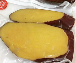 Khoai lang 500 ngàn/củ, chị em chia nhau từng lát