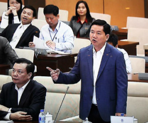 Bí thư Thăng: TP.HCM muốn tự chủ để làm ra nhiều tiền hơn