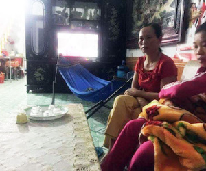 Mẹ thuyền viên bị cướp biển bắn: "Hy vọng tin xấu không xảy ra"